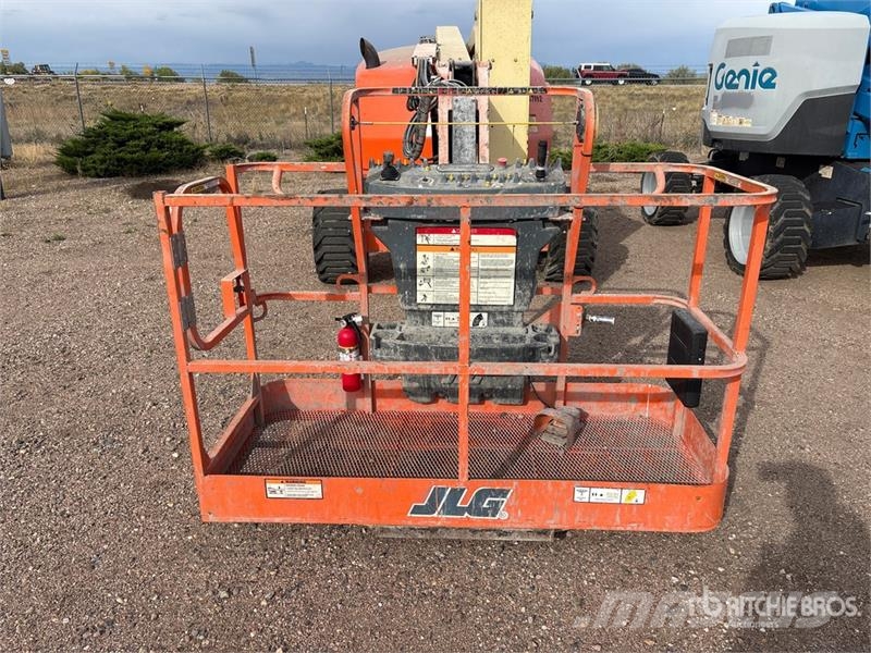 JLG 450AJ 4WD Diesel Articulating Boom Lift رافعات سلة مفصلية