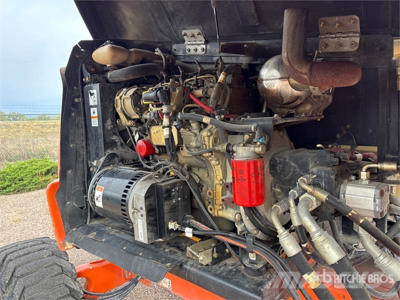 JLG 450AJ 4WD Diesel Articulating Boom Lift رافعات سلة مفصلية