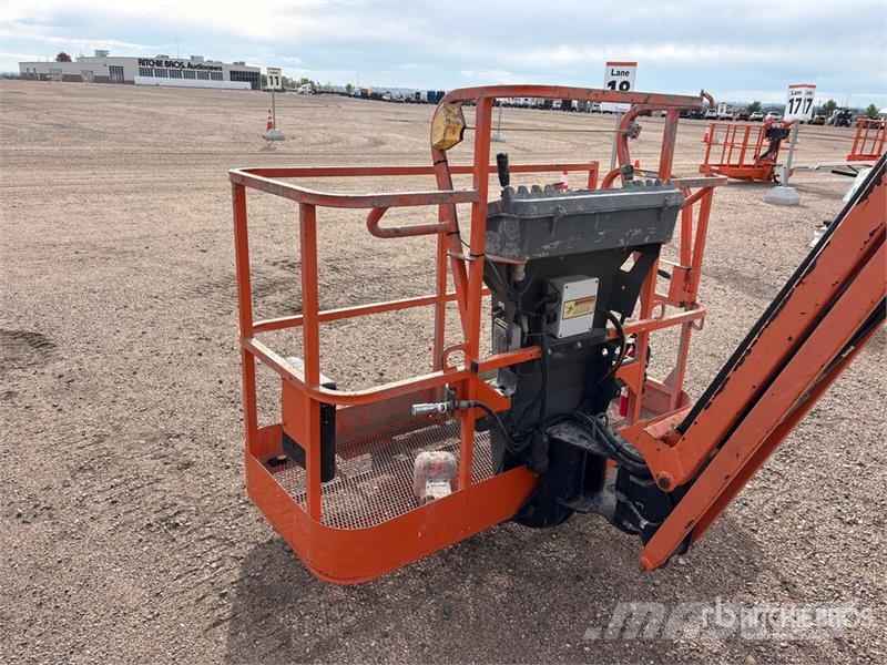 JLG 450AJ 4WD Diesel Articulating Boom Lift رافعات سلة مفصلية
