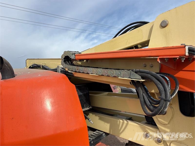 JLG 450AJ 4WD Diesel Articulating Boom Lift رافعات سلة مفصلية