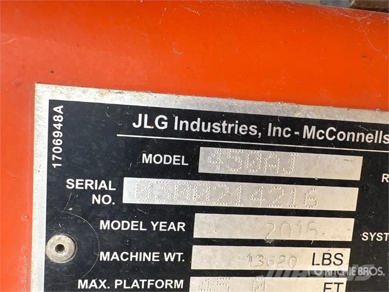 JLG 450AJ 4WD Diesel Articulating Boom Lift رافعات سلة مفصلية