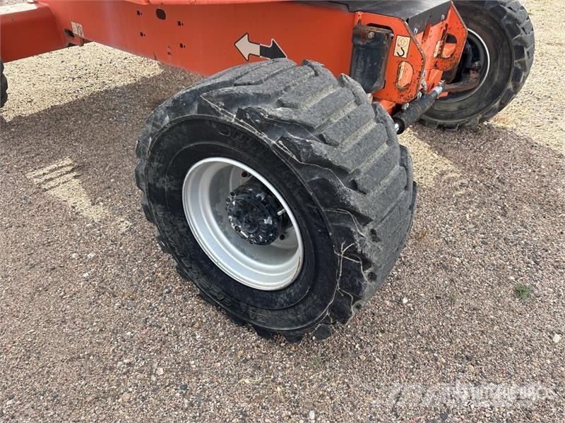 JLG 450AJ 4WD Diesel Articulating Boom Lift رافعات سلة مفصلية