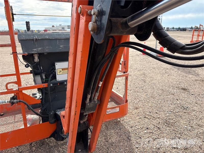 JLG 450AJ 4WD Diesel Articulating Boom Lift رافعات سلة مفصلية
