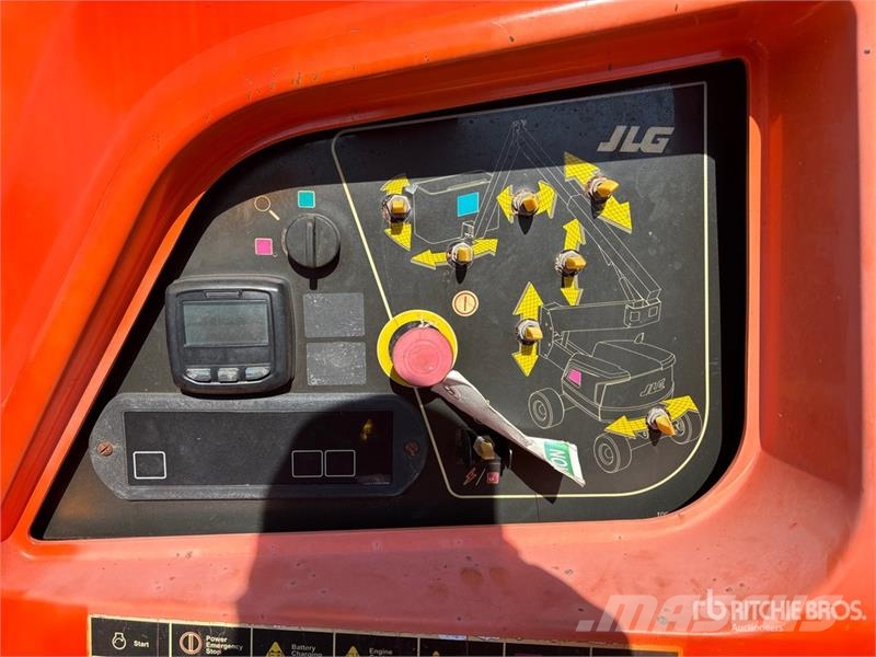 JLG 450AJ 4WD Diesel Articulating Boom Lift 曲臂高空作業車