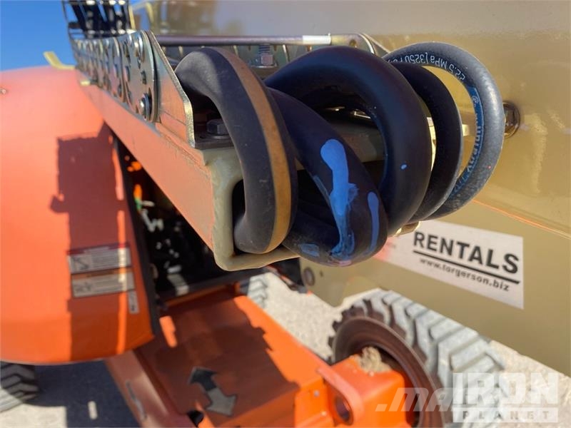 JLG 450AJ 4WD Diesel Telescopic Boom Lift - Factory Re Nacelles télescopiques