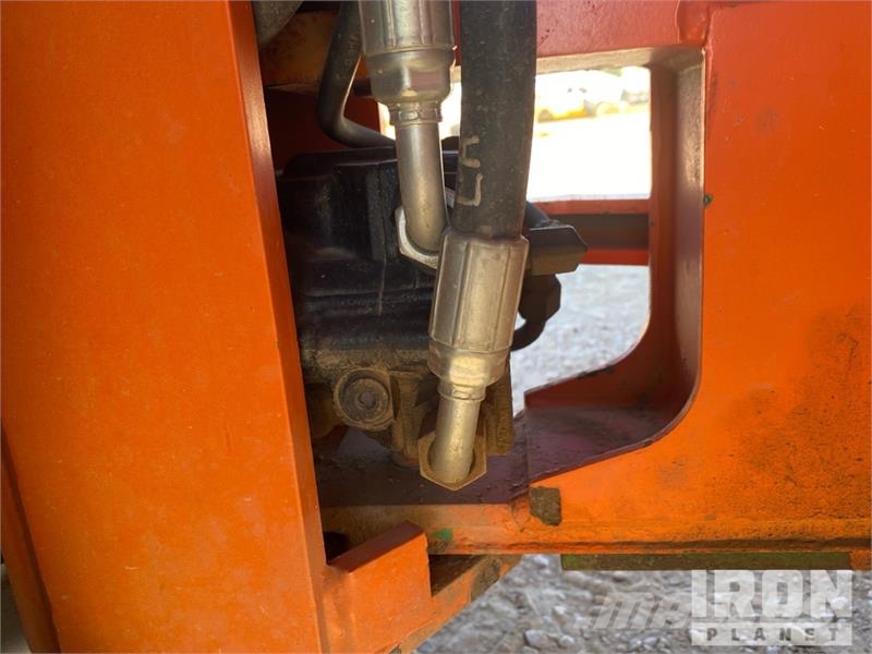 JLG 450AJ 4WD Diesel Telescopic Boom Lift - Factory Re Nacelles télescopiques