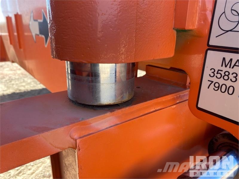 JLG 450AJ 4WD Diesel Telescopic Boom Lift - Factory Re Nacelles télescopiques