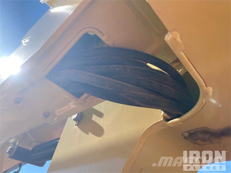 JLG 450AJ 4WD Diesel Telescopic Boom Lift - Factory Re Nacelles télescopiques