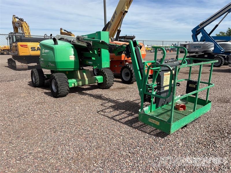 JLG 450AJ Series ll 4WD LPG Articulating Boom Lift Articulated boom lifts