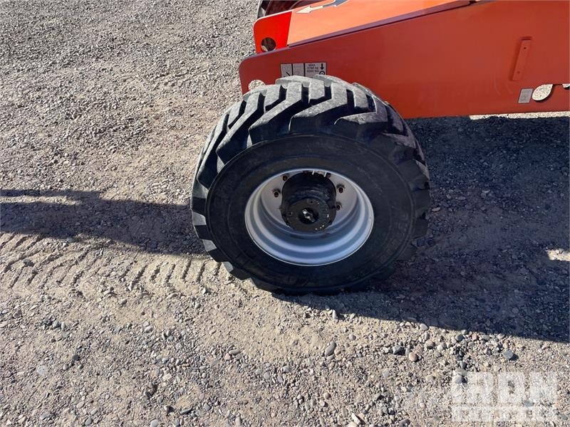 JLG 460SJ 4WD Diesel Telescopic Boom Lift - Factory Re Piattaforme a braccio telescopico