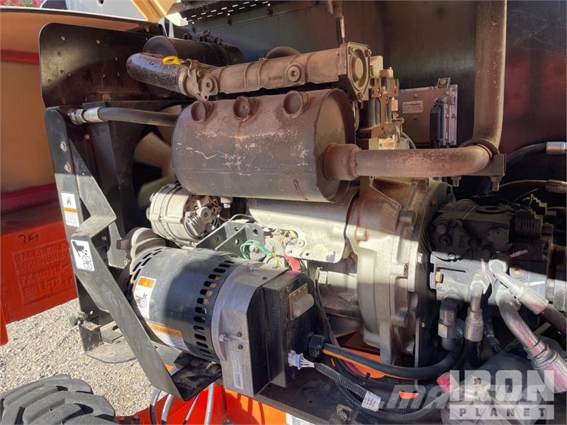 JLG 460SJ 4WD Diesel Telescopic Boom Lift - Factory Re Piattaforme a braccio telescopico