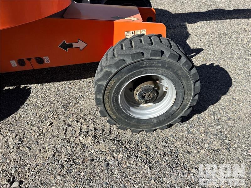 JLG 460SJ 4WD Diesel Telescopic Boom Lift - Factory Re Piattaforme a braccio telescopico