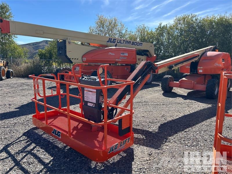 JLG 460SJ 4WD Diesel Telescopic Boom Lift - Factory Re Piattaforme a braccio telescopico