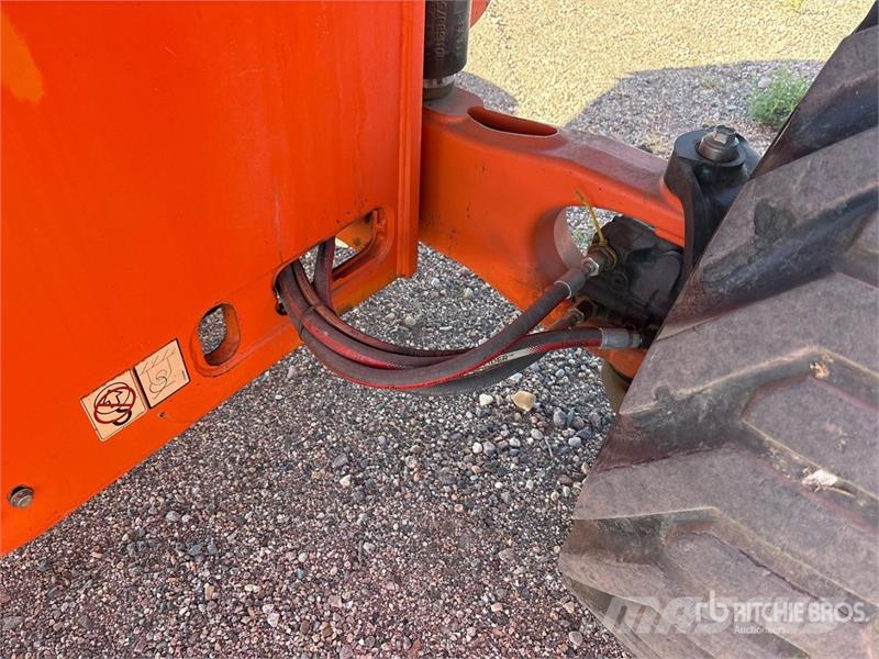 JLG 460SJ 4WD Diesel Telescopic Boom Lift Telescopic boom lifts