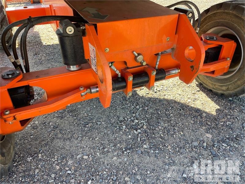 JLG 460SJ 4WD Diesel Telescopic Boom Lift - Factory Re Piattaforme a braccio telescopico