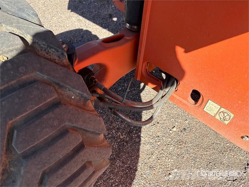 JLG 460SJ 4WD Diesel Telescopic Boom Lift Telescopic boom lifts