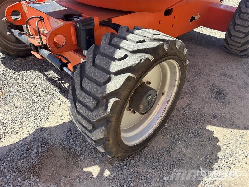 JLG 600AJ 2WD Diesel Articulating Boom Lift Knikarmhoogwerkers