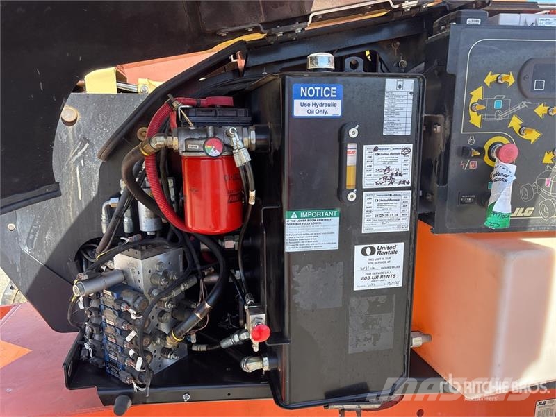 JLG 600AJ 2WD Diesel Articulating Boom Lift Knikarmhoogwerkers