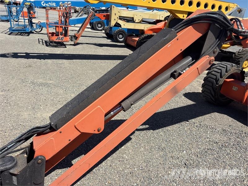 JLG 600AJ 2WD Diesel Articulating Boom Lift Knikarmhoogwerkers