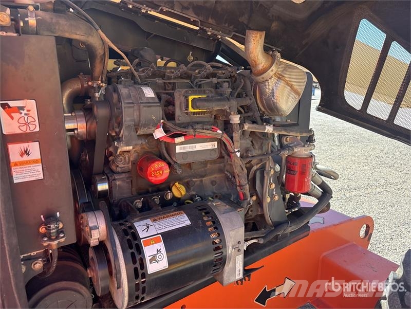 JLG 600AJ 2WD Diesel Articulating Boom Lift Knikarmhoogwerkers
