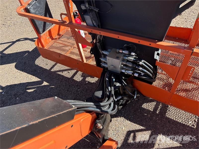 JLG 600AJ 4WD Diesel Articulating Boom Lift Knikarmhoogwerkers