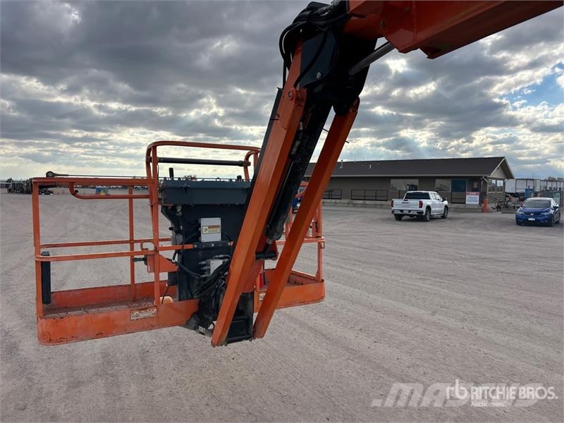 JLG 600AJ 4WD Diesel Articulating Boom Lift Iseliikuvad poomtõstukid