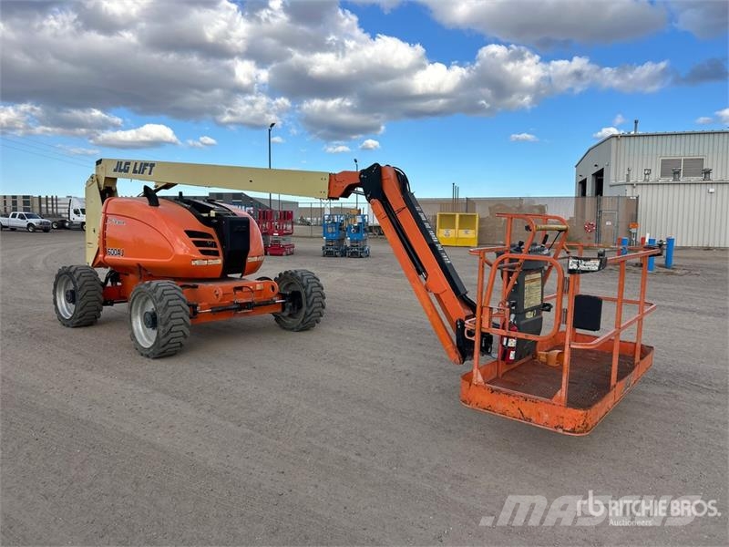 JLG 600AJ 4WD Diesel Articulating Boom Lift Iseliikuvad poomtõstukid