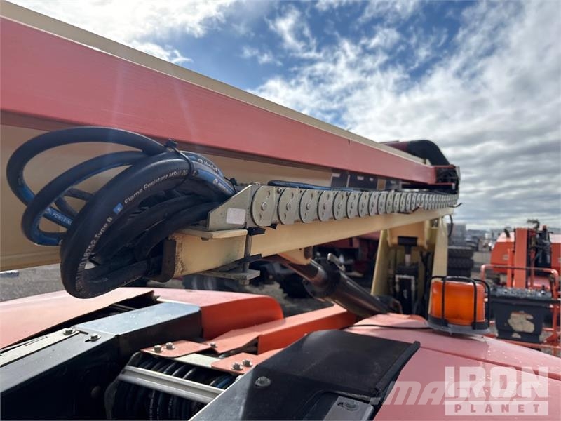 JLG 600AJ 4WD Diesel Articulating Boom Lift Zglobne dvižne ploščadi