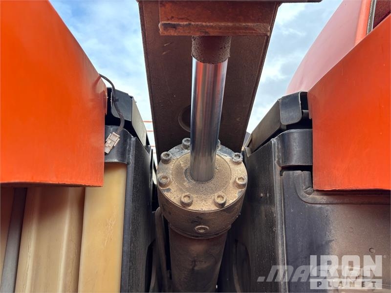 JLG 600AJ 4WD Diesel Articulating Boom Lift Zglobne dvižne ploščadi
