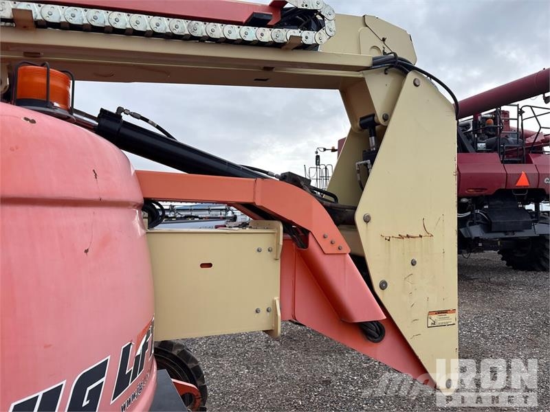 JLG 600AJ 4WD Diesel Articulating Boom Lift Zglobne dvižne ploščadi