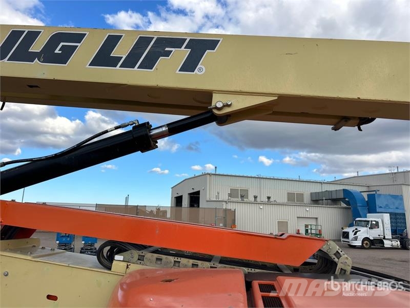 JLG 600AJ 4WD Diesel Articulating Boom Lift Iseliikuvad poomtõstukid