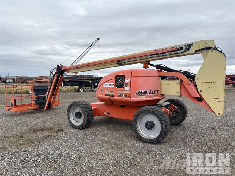 JLG 600AJ 4WD Diesel Articulating Boom Lift Zglobne dvižne ploščadi