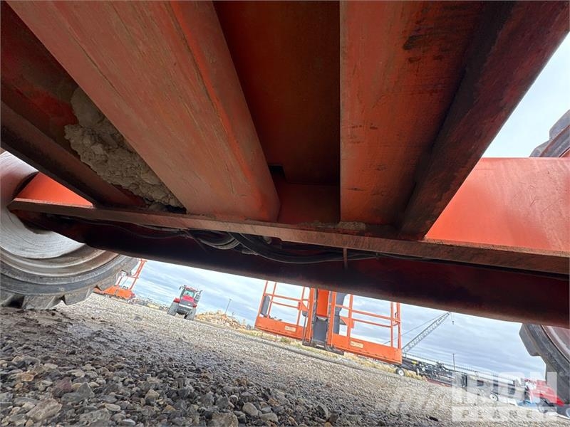 JLG 600AJ 4WD Diesel Articulating Boom Lift Zglobne dvižne ploščadi