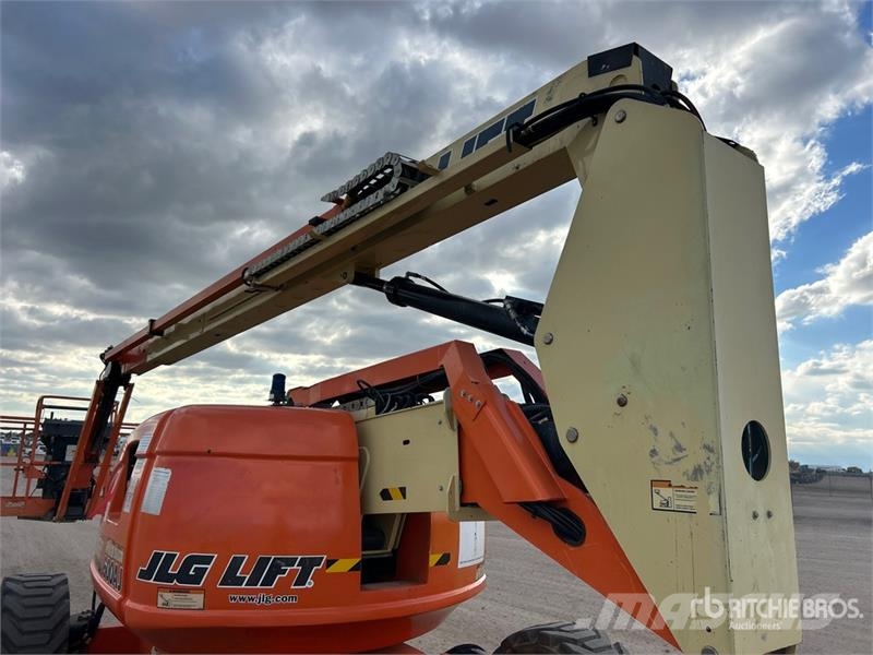 JLG 600AJ 4WD Diesel Articulating Boom Lift Iseliikuvad poomtõstukid