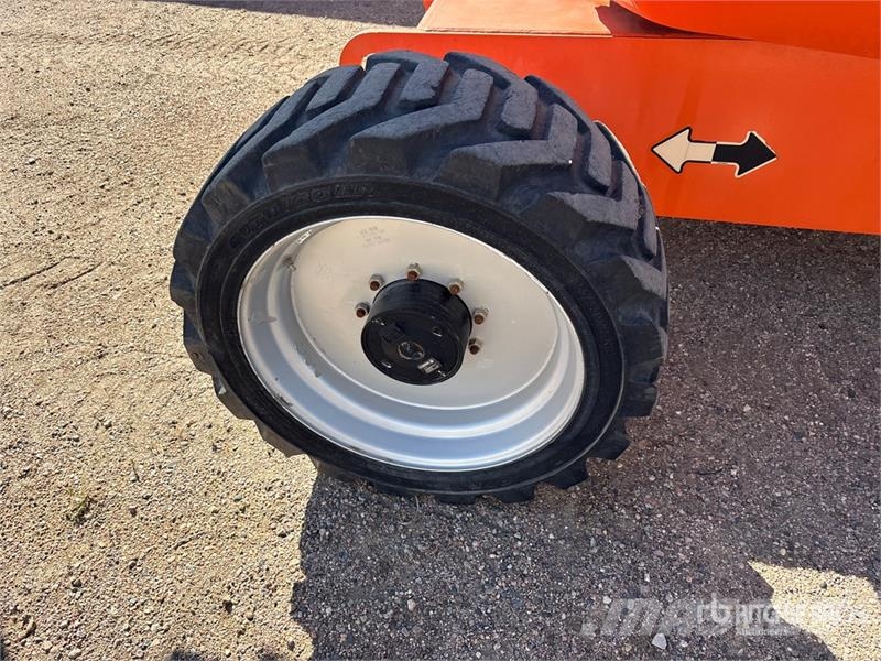 JLG 600AJ 4WD Diesel Articulating Boom Lift Knikarmhoogwerkers