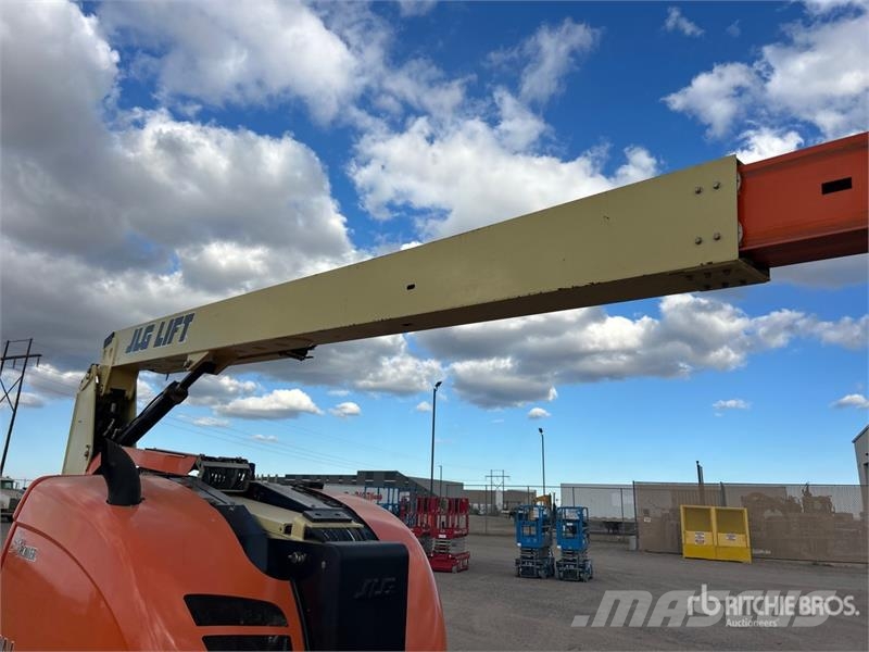 JLG 600AJ 4WD Diesel Articulating Boom Lift Iseliikuvad poomtõstukid