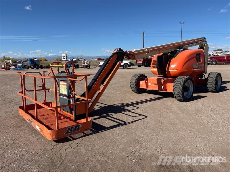JLG 600AJ 4WD Diesel Articulating Boom Lift Knikarmhoogwerkers