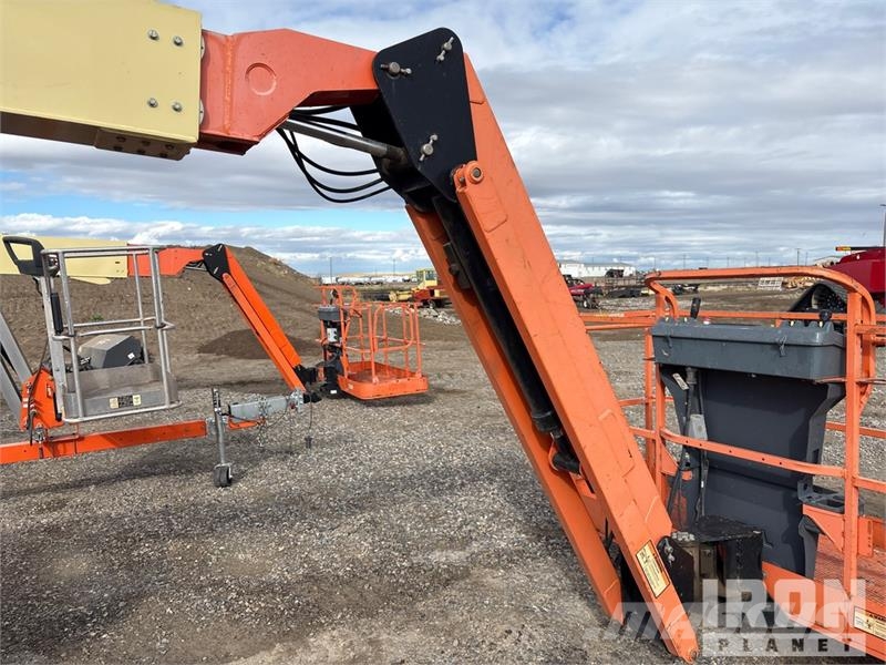 JLG 600AJ 4WD Diesel Articulating Boom Lift Zglobne dvižne ploščadi