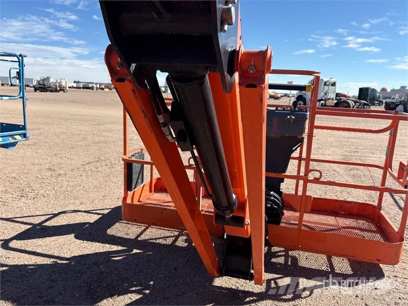 JLG 600AJ 4WD Diesel Articulating Boom Lift Knikarmhoogwerkers