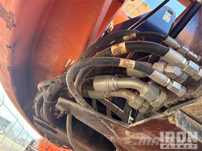 JLG 600S Teleskoop poomtõstukid