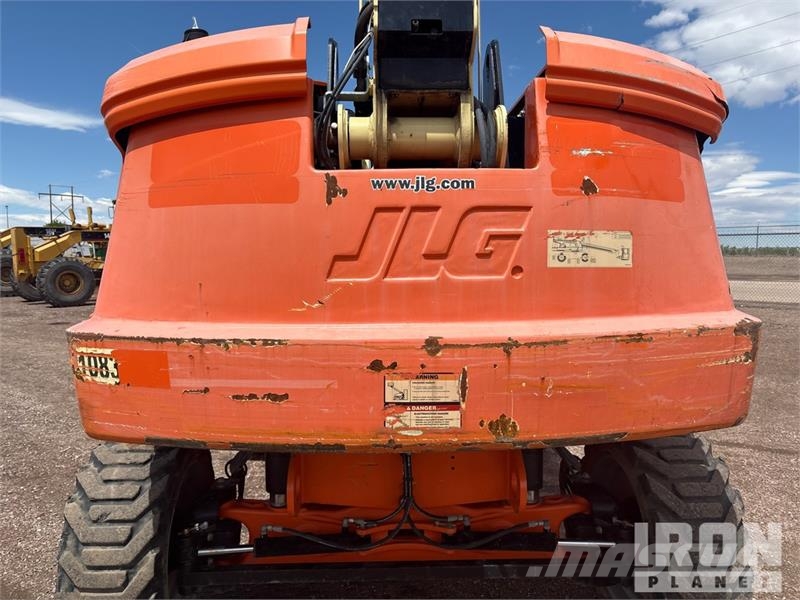 JLG 600S Teleskoop poomtõstukid