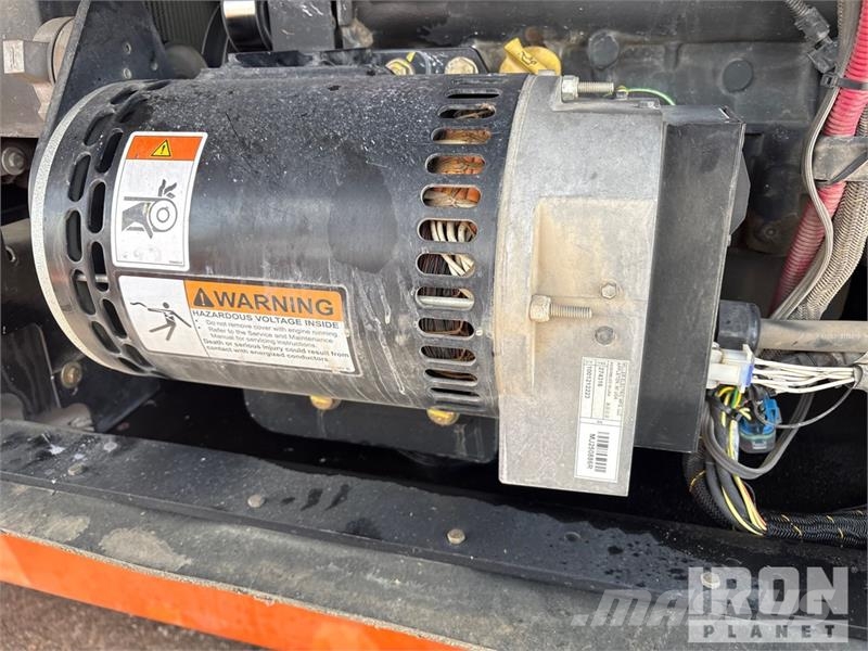 JLG 600S Teleskoop poomtõstukid