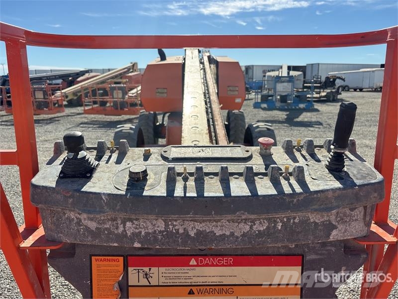 JLG 600S 2WD Diesel Telescopic Boom Lift Nacelles télescopiques