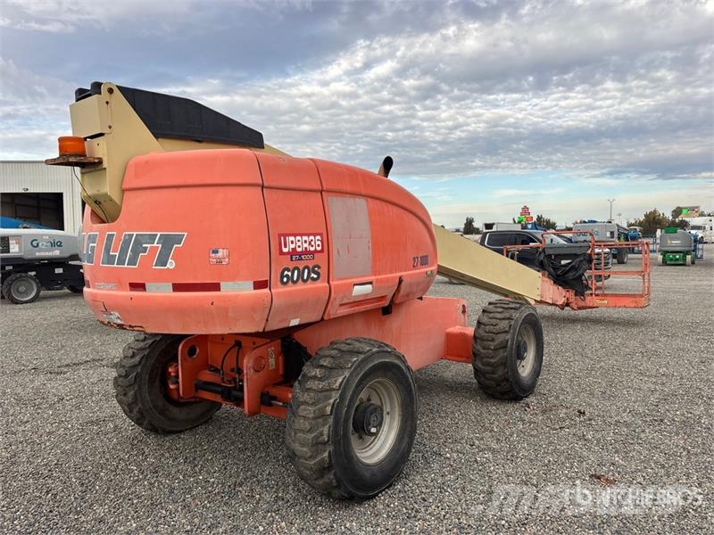 JLG 600S 4WD Diesel Telescopic Boom Lift Teleszkópos emelők