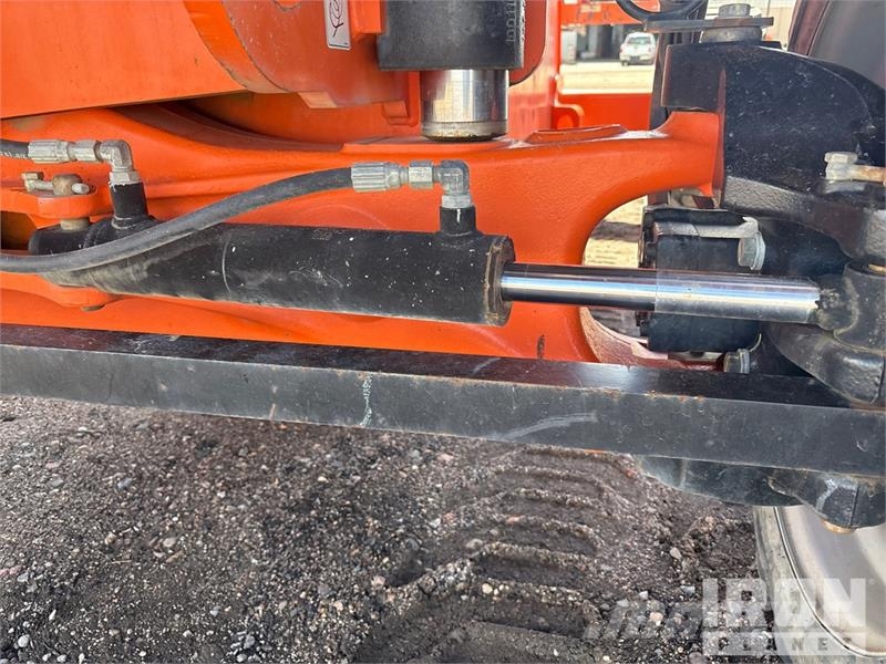 JLG 600S 4WD Diesel Telescopic Boom Lift 直臂高空工作平台
