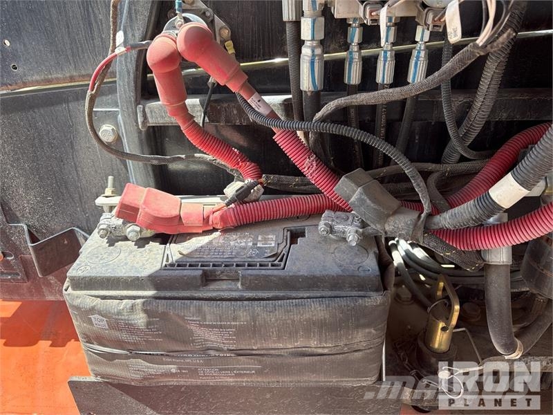JLG 600S 4WD Diesel Telescopic Boom Lift 直臂高空工作平台