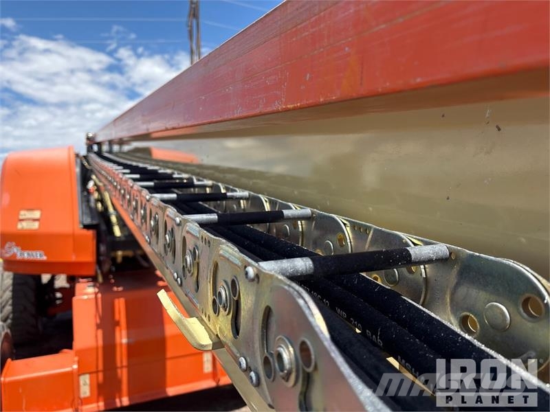 JLG 600S 4WD Diesel Telescopic Boom Lift 直臂高空工作平台