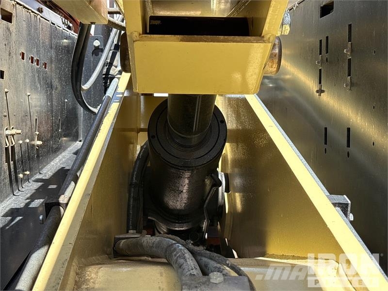 JLG 600S 4WD Diesel Telescopic Boom Lift 直臂高空工作平台