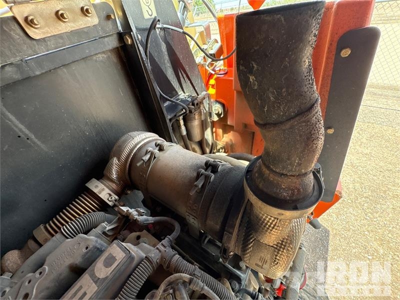 JLG 600S 4WD Diesel Telescopic Boom Lift 直臂高空工作平台