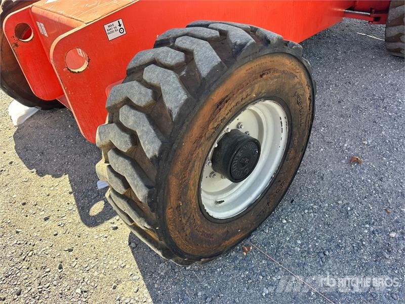 JLG 600SJ 4WD Diesel Telescopic Boom Lift Teleskopbühnen